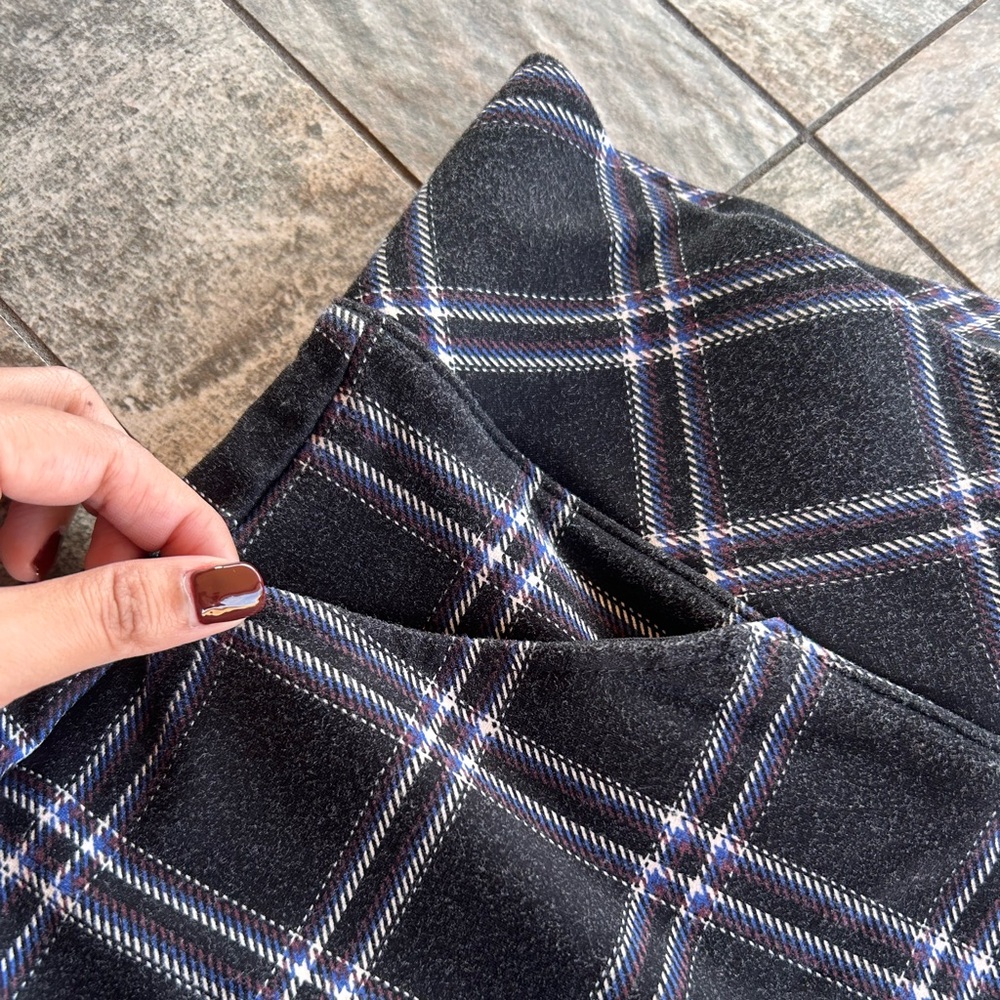 Torrid Pull On Pixie Ponte Pant - image 6